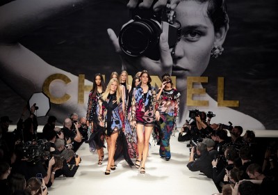 Chanel wiosna-lato 2022: Klatka po klatce