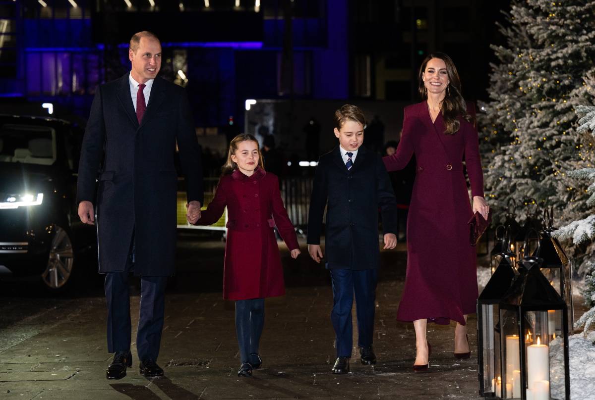 Księżna i książę Walii z dziećmi
