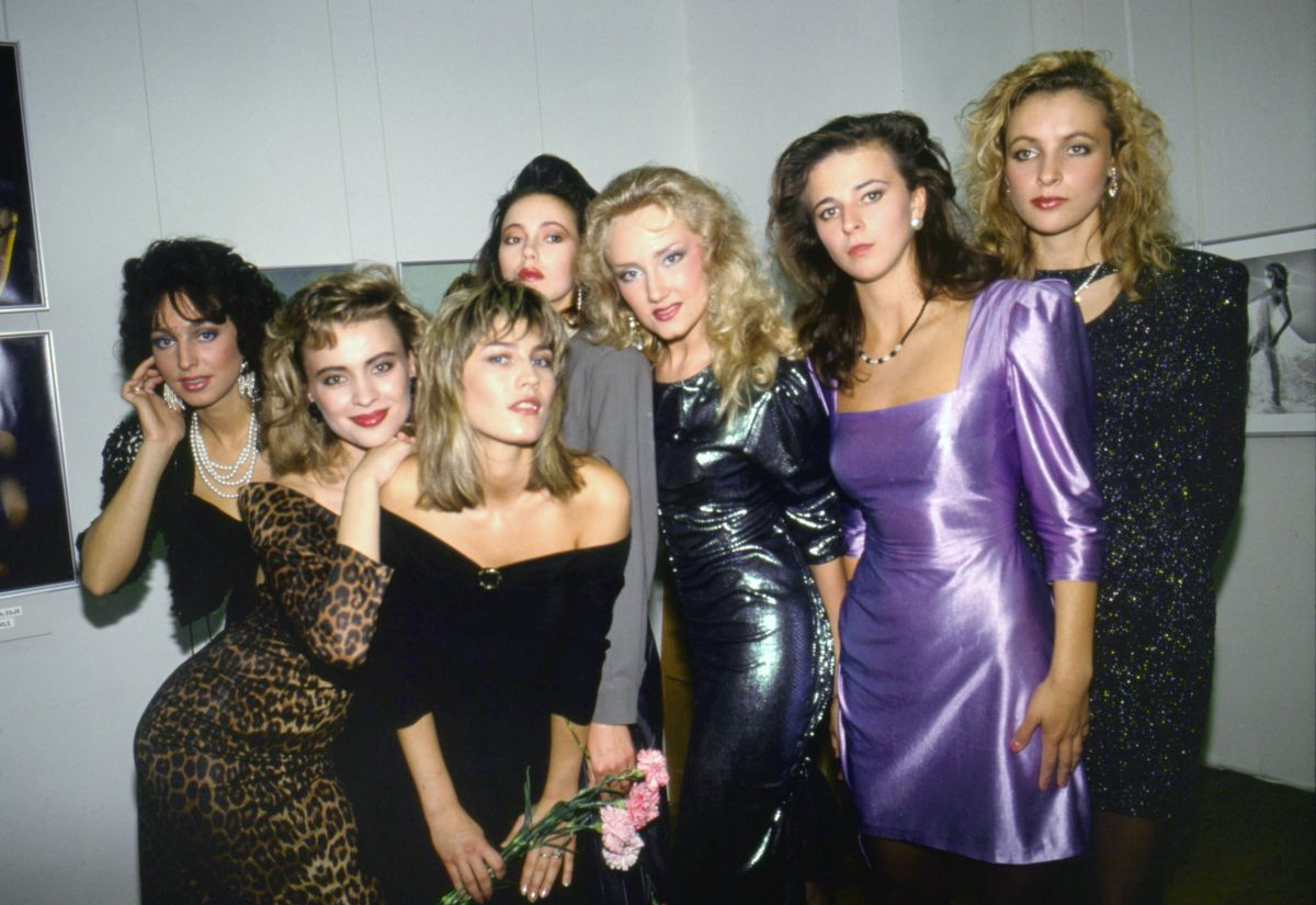 Женщины начала 90-х годов