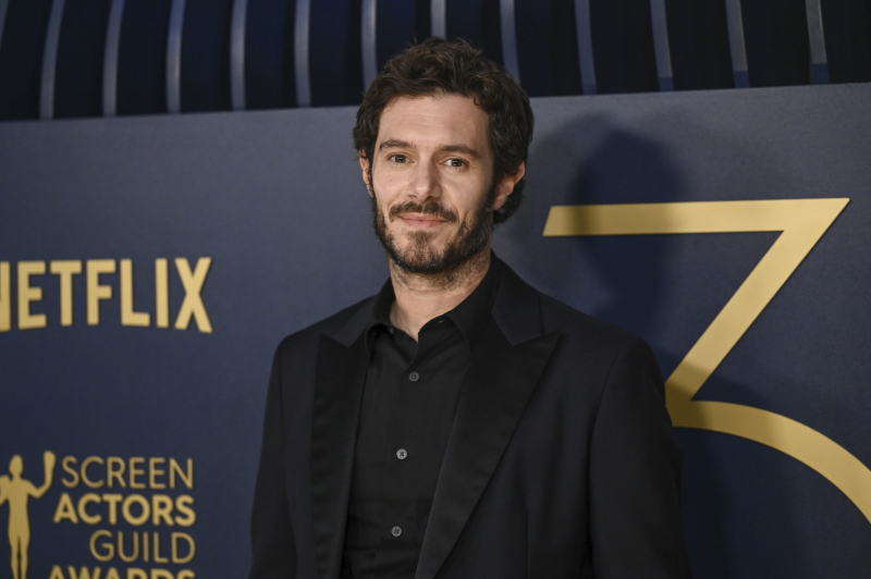 Dzięki „Nikt tego nie chce” Adam Brody po czterdziestce trafił do pierwszej ligi Hollywood  