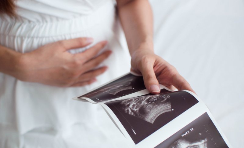 Zegar biologiczny tyka: ile czasu zostało mi na zajście w ciążę