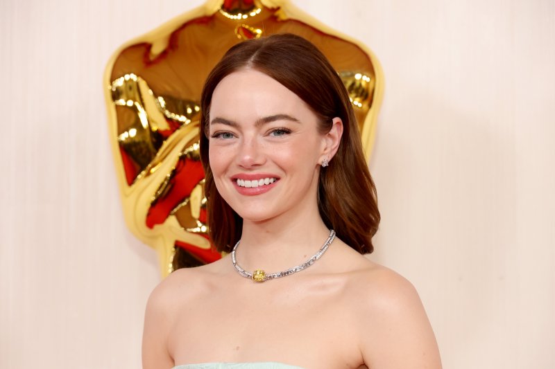 Emma Stone niczym Bella Baxter na Oscarach 2024