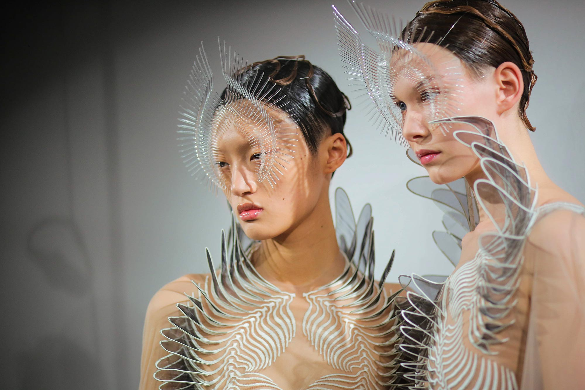 Premierowo na Vogue.pl: Wystawa Iris van Herpen w Poznaniu