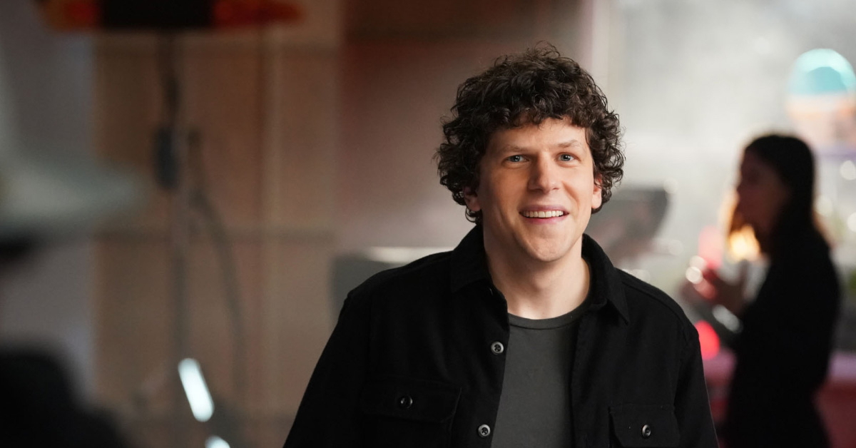 Jesse Eisenberg: Film „A Real Pain” To List Miłosny Do Polski