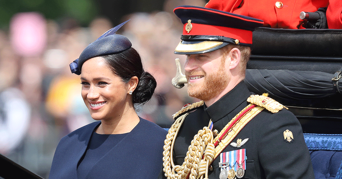 Księżna Meghan zachwyca w eleganckiej stylizacji miesiąc po porodzie