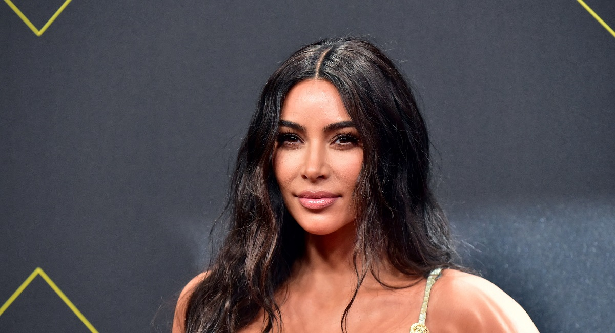 Marka Kim Kardashian wypuszcza linię maseczek ochronnych