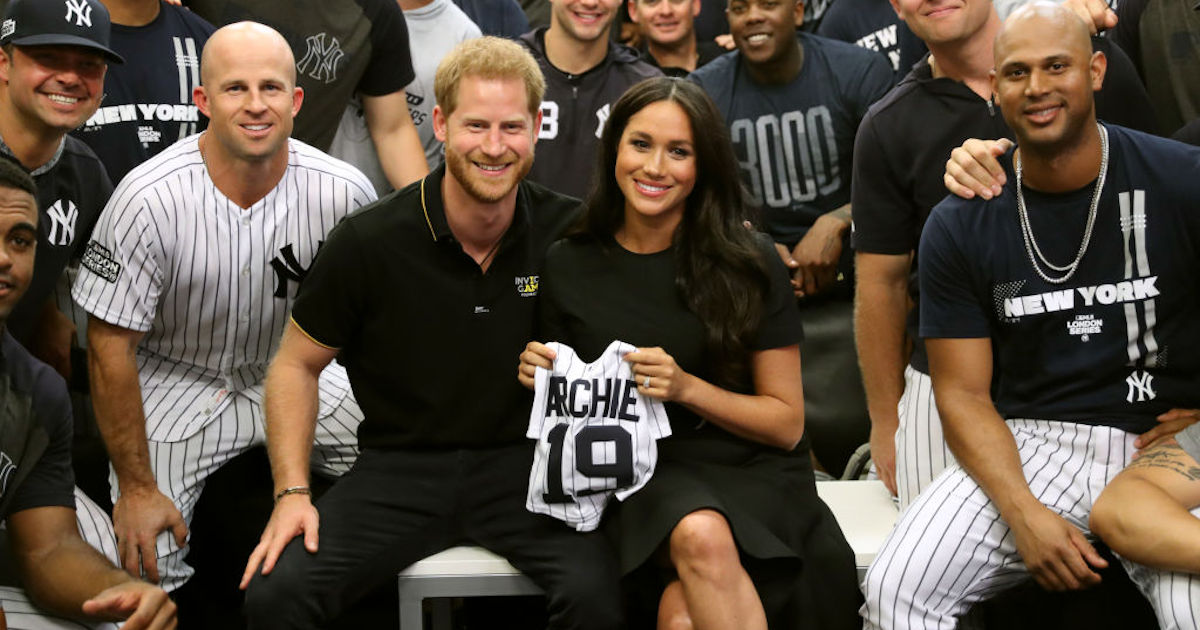 Księżna Meghan i książę Harry na meczu baseballu