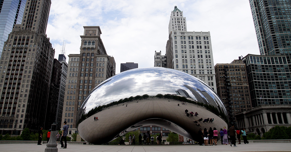 Z wizytą w wietrznym mieście. Przewodnik po Chicago