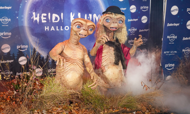 Heidi Klum w Halloween 2024 przeszła samą siebie. Przebrała się za E.T.