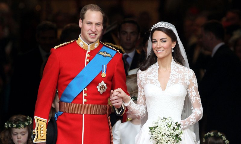 Księżna Kate i książę William dzielą się niepublikowanym zdjęciem ze ślubu