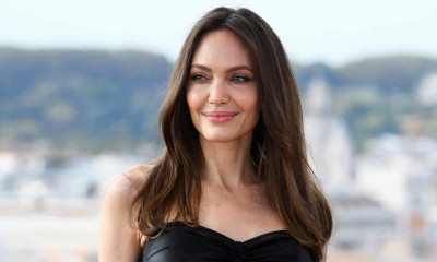 Ikona mody Angelina Jolie nosi jeansową koszulę z materiałów z drugiego obiegu