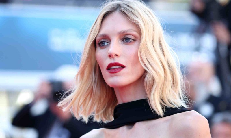 Anja Rubik wypoczywa na wakacjach we Włoszech. Uwagę zwraca strój kąpielowy