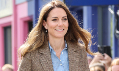 Brązowe skinny jeans na randkę? Patent testuje dawno niewidziana księżna Kate