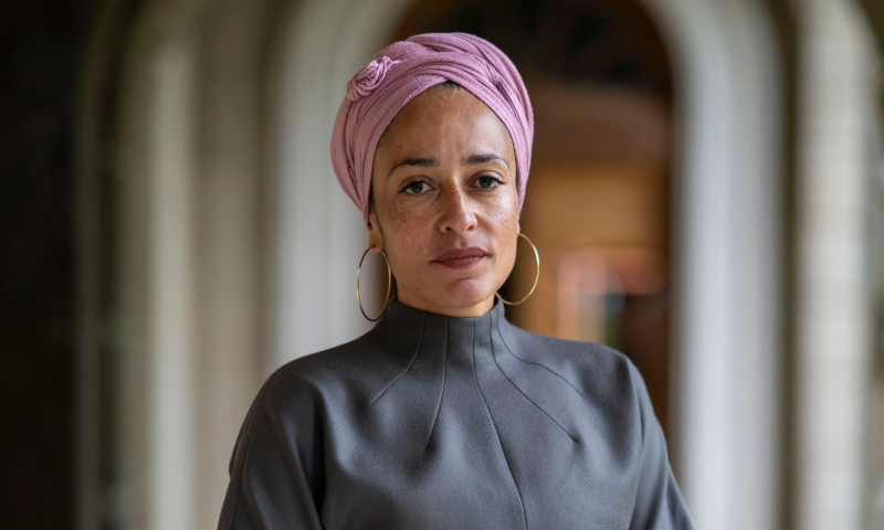 Zadie Smith powraca powieścią „Oszustwo” o XIX-wiecznej Anglii i o współczesności 