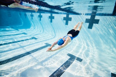 Dlaczego pływanie to sport idealny? 
