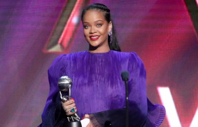 Rihanna nareszcie powraca do muzyki 