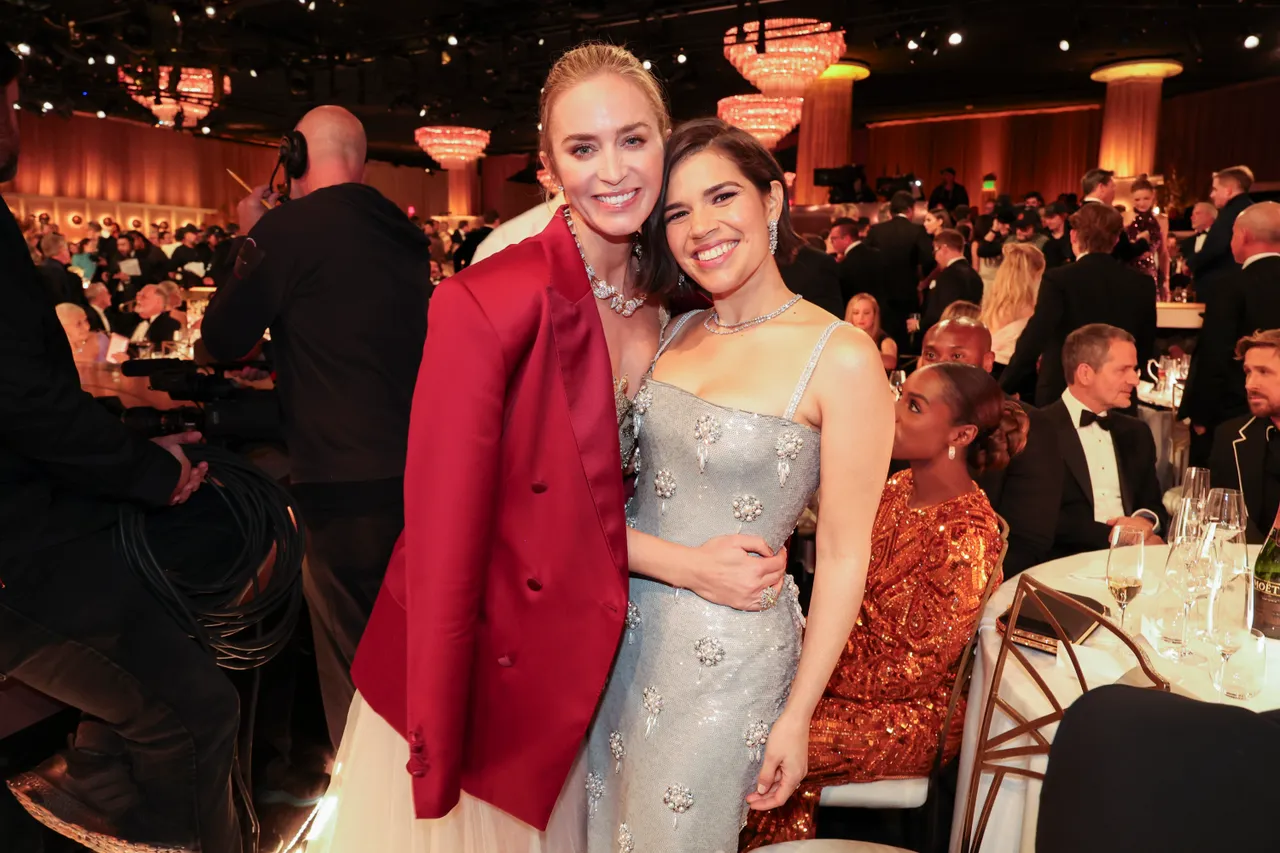 Emily Blunt i America Ferrera