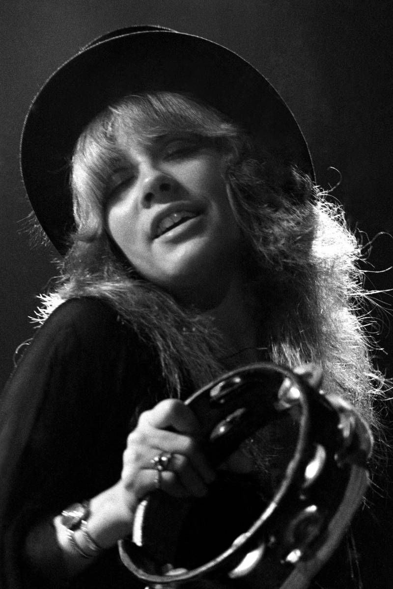 Stevie Nicks z zespołu Fleetwood Mac na archiwalnych zdjęciach