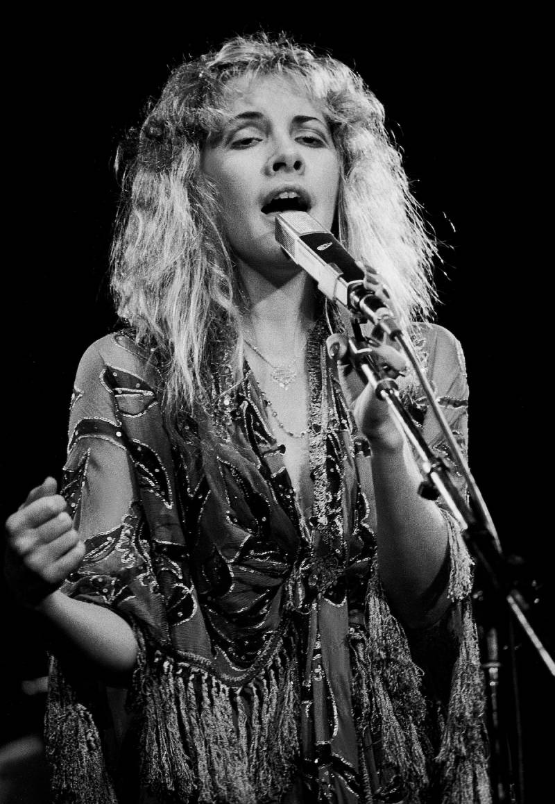 Stevie Nicks z zespołu Fleetwood Mac na archiwalnych zdjęciach