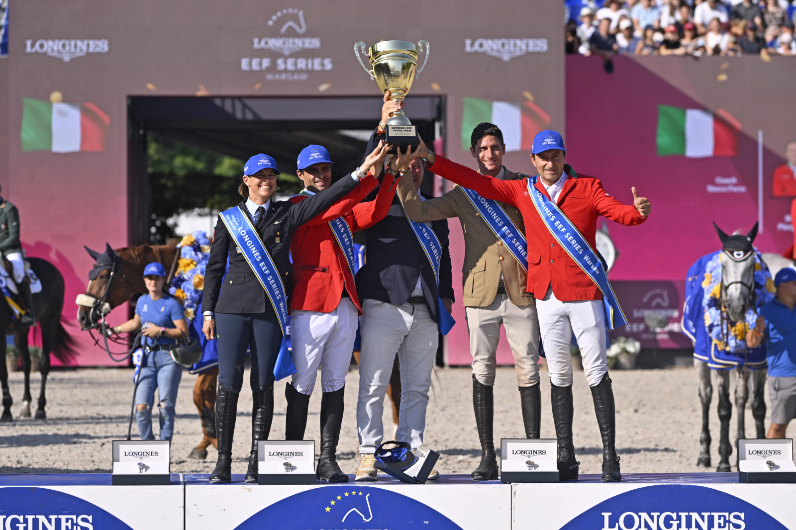 Włoska drużyna na podium Longines EEF Series (Fot. Materiały prasowe)