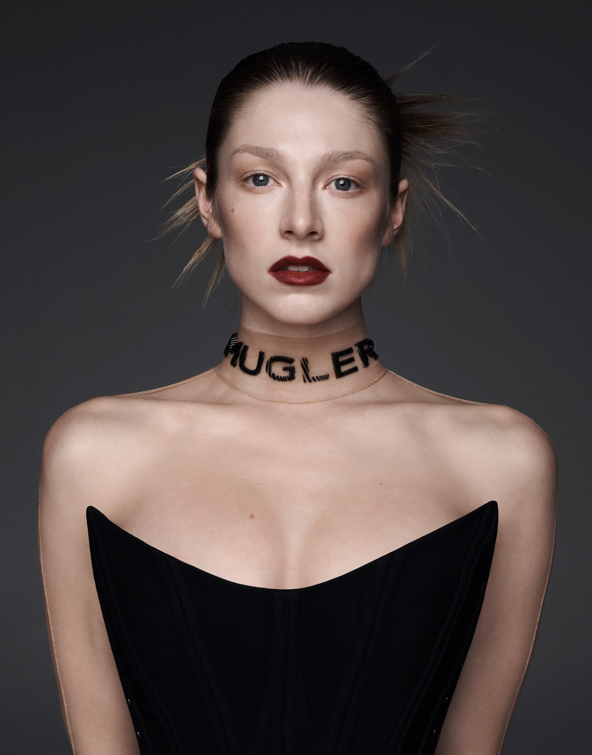 Nowe wersje kultowych zapachów Mugler Angel Fantasm i A*Men Fantasm promują aktorka Hunter Schafer oraz wokalista Moses Sumney.