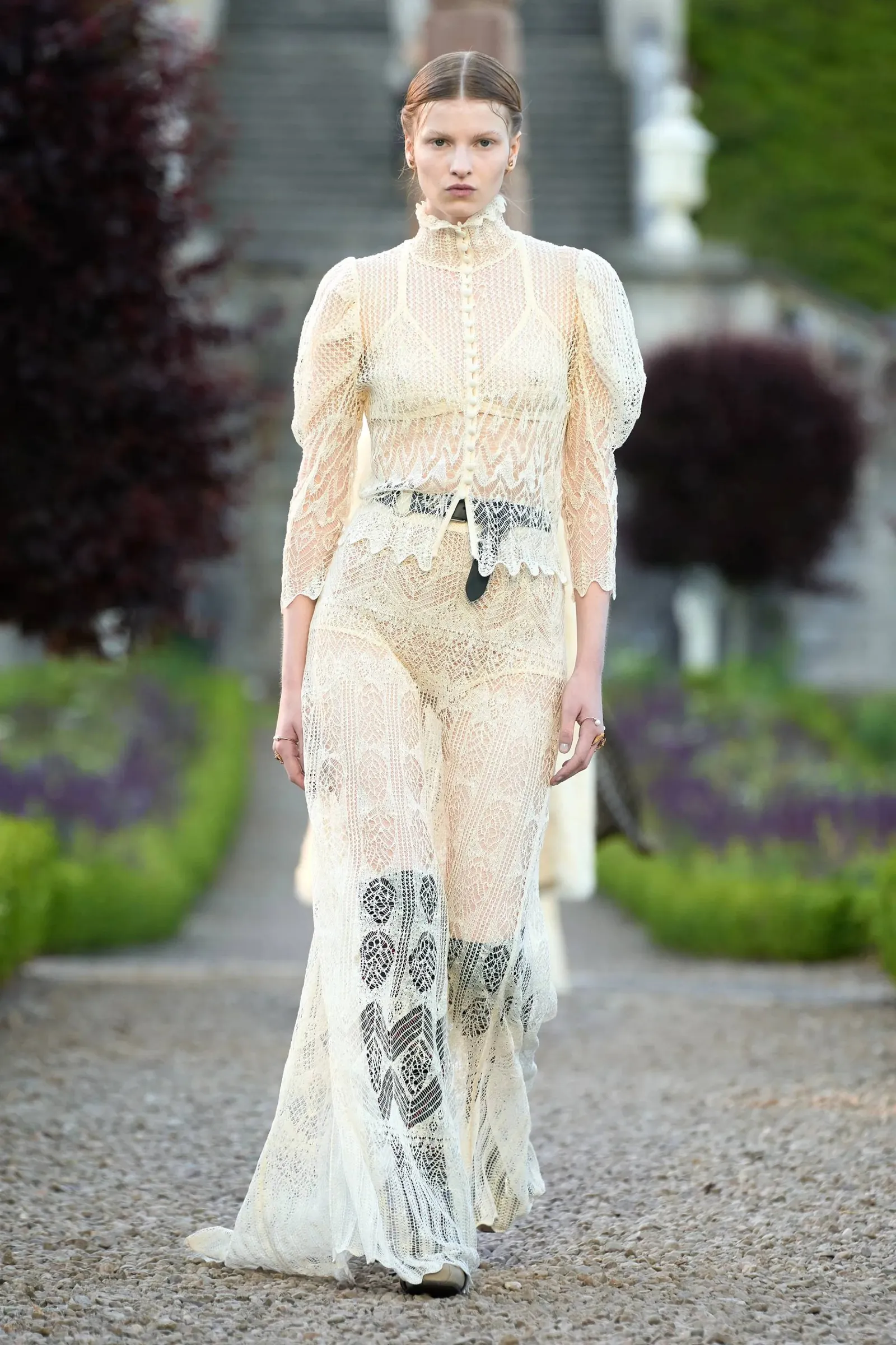 Styl motocyklowy boho od Christiana Diora (Fot. Alessandro Lucioni / Gorunway)