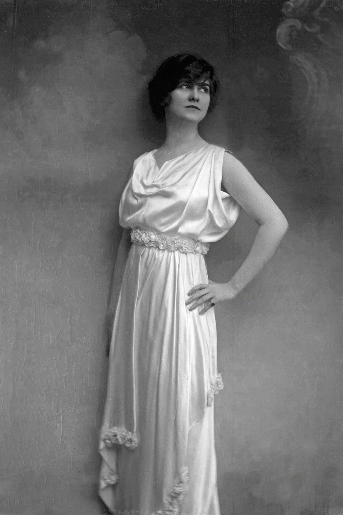 Fot. Coco Chanel w 1915 roku (Photo12/Universal Images Group/Getty Images)