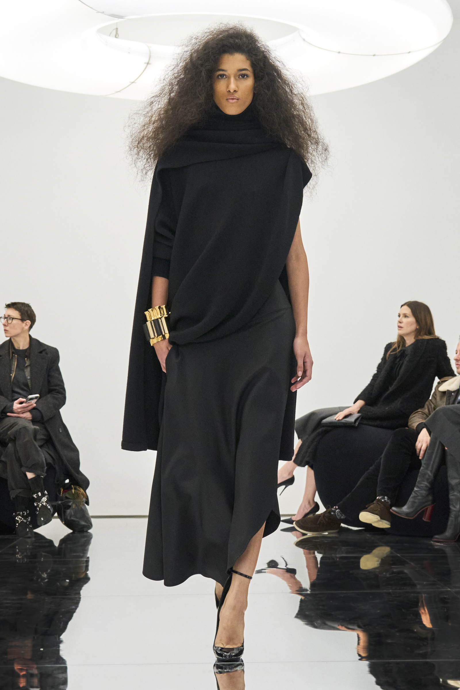 Alaïa jesień 2024 (Fot. Launchmetrics.Spotlight)