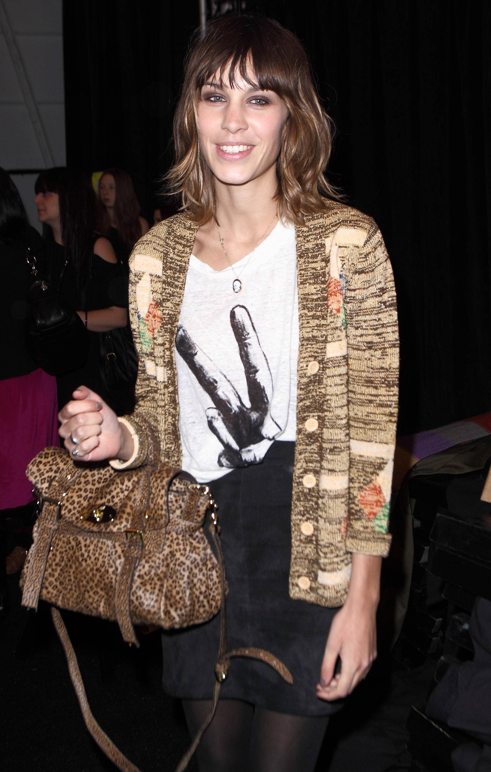 Alexa Chung z torebką Alexa, 2010 (Fot. Getty Images)