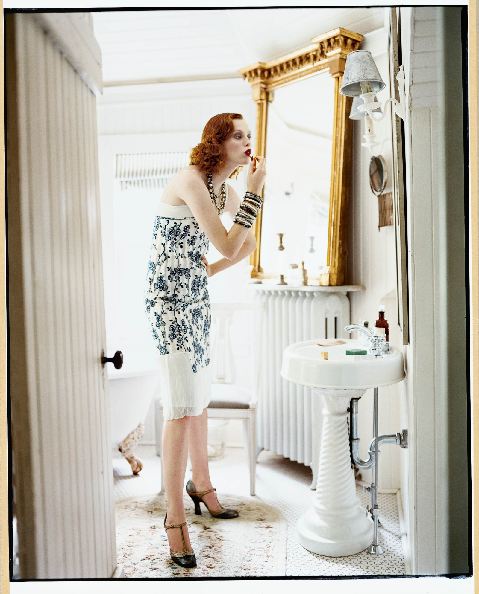 Miss Dior Essence to nowa odsłona kultowych perfum Miss Dior (Fot. Arthur Elgort/Conde Nast/Contour by Getty Images)