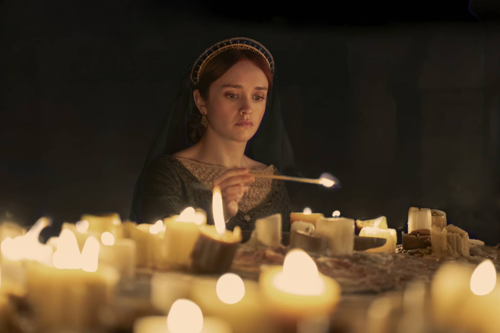 Olivia Cooke jako królowa Alicent Hightower. Nadchodzi legendarny taniec smoków