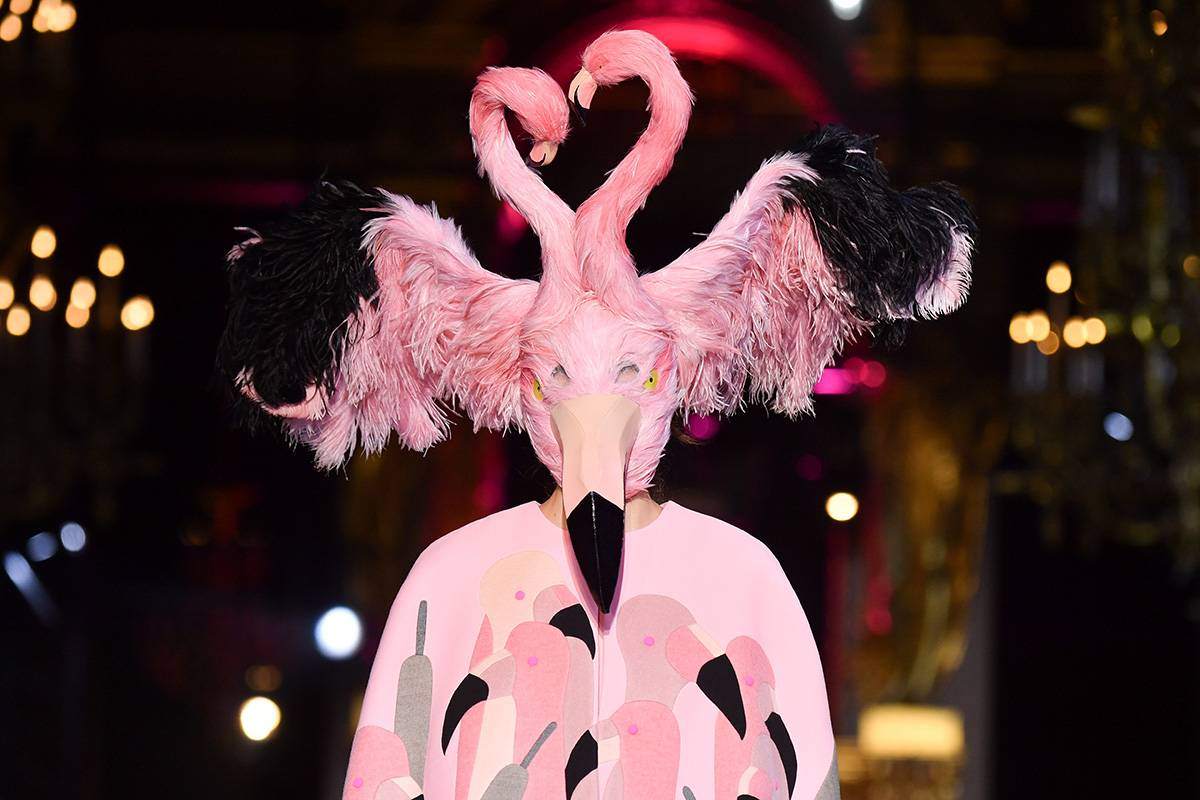 Schiaparelli haute couture jesień-zima 2018-2019 (Fot. Stephane Cardinale - Corbis/Corbis via Getty Images)