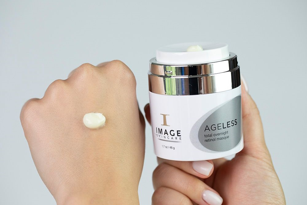 Image Skincare Total Overnight Retinol Masque Nocna maska z retinolem na Topestetic.pl.