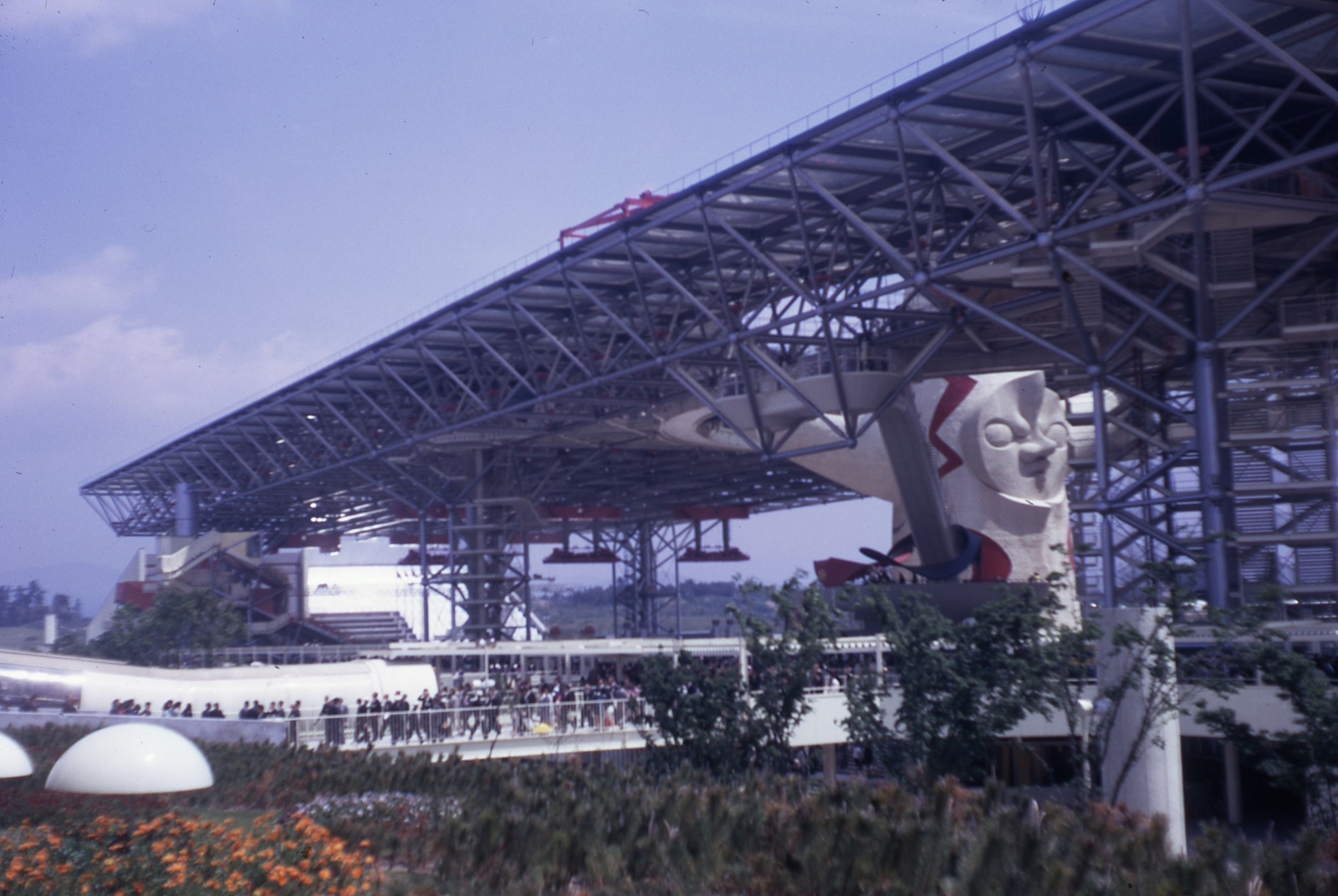 Kenzo Tange, pawilon główny Expo ’70, Osaka, 1970 (Fot. Estate of Robin Boyd, courtesy of the Robin Boyd Foundation)